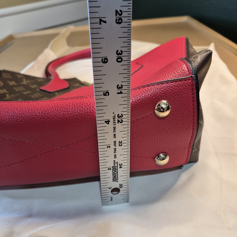 Louis Vuitton Red and Monogram Leather Purse - Picture 12 of 16